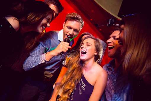 The 7 Best Karaoke Bars in Delaware!